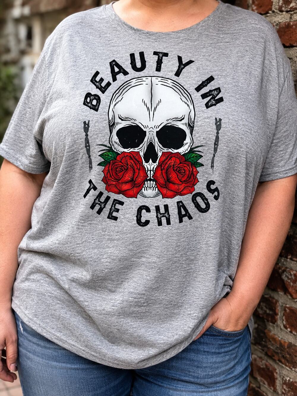 Glitzy Girlz 4XL Gray Beauty in the Chaos Skull Roses Custom Graphic T-Shirt